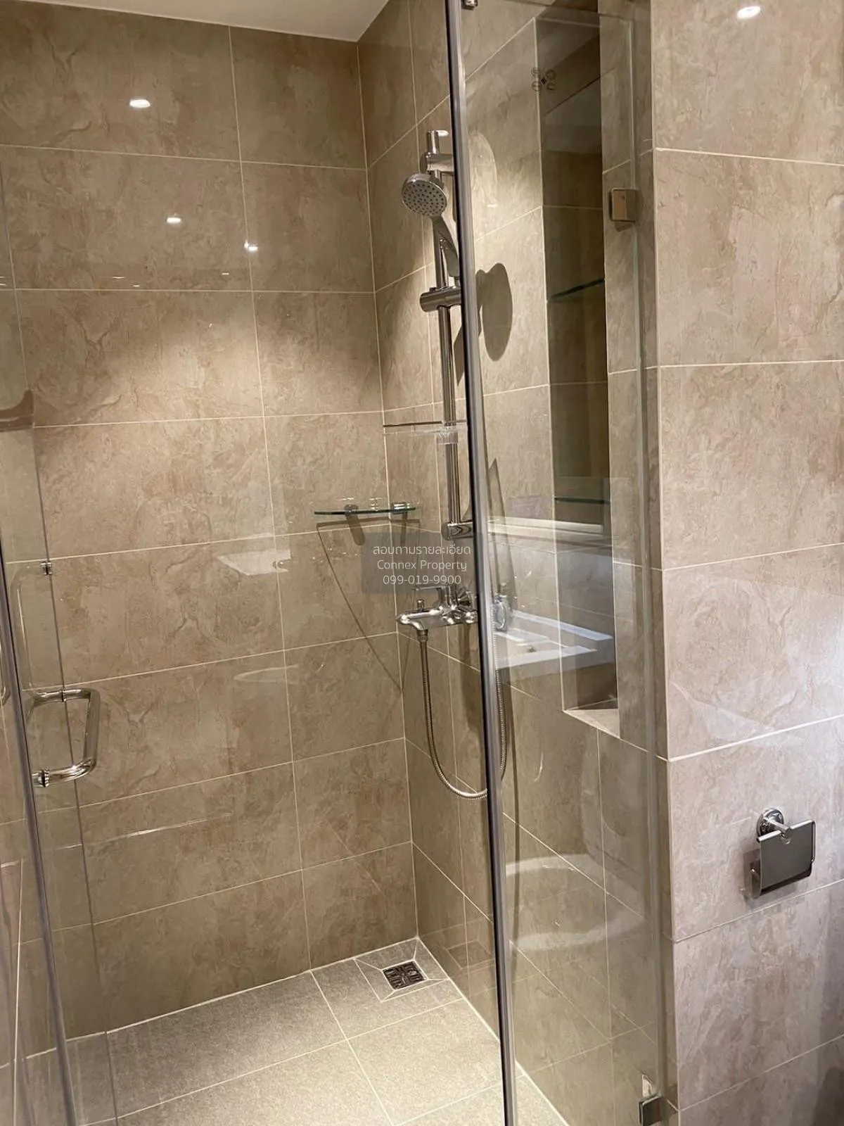 For Rent Condo , Regal Sathon - Naradhiwas , BTS-Chong Nonsi , Th