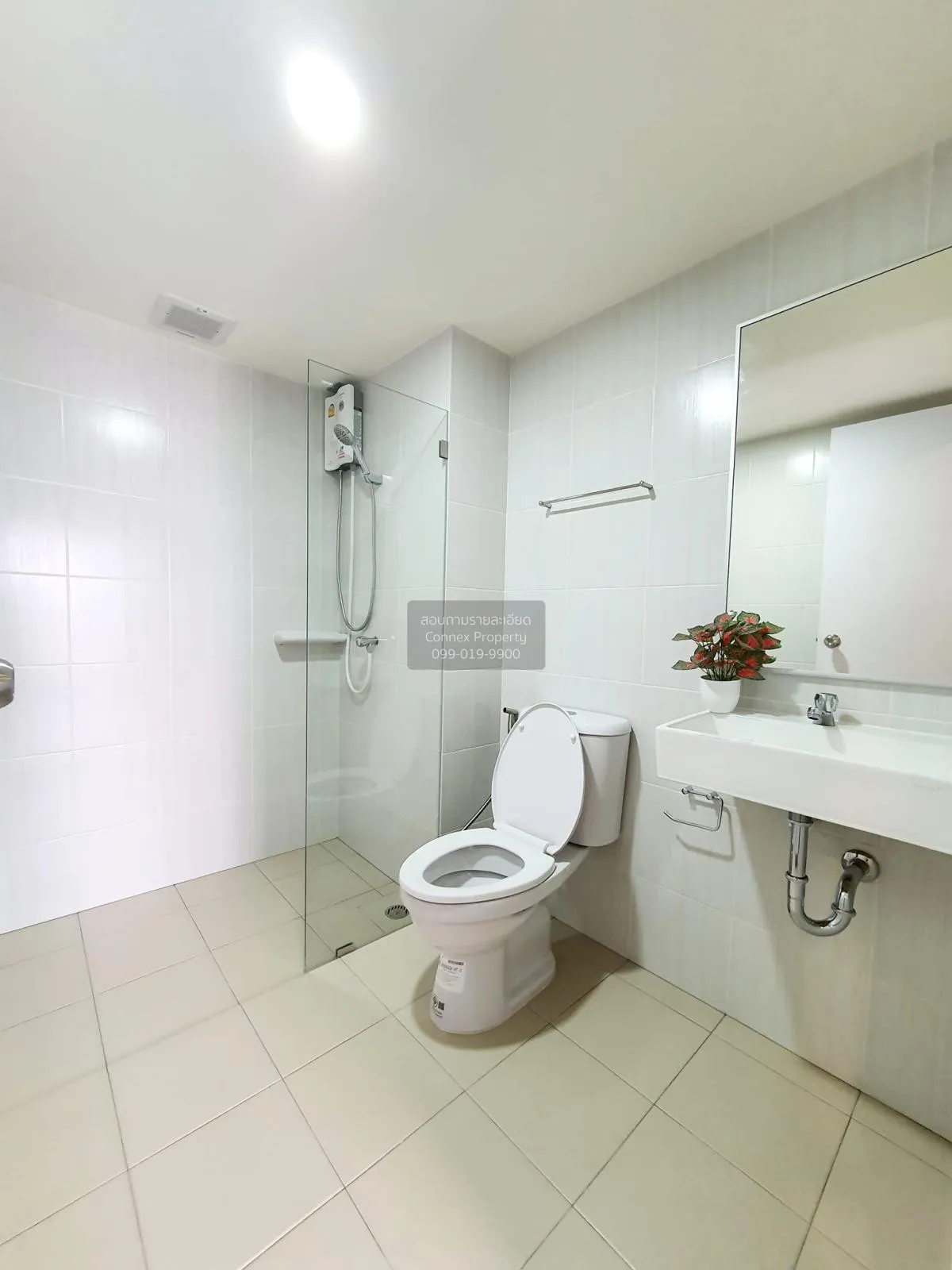 เช่าคอนโด  ลุมพินี คอนโดทาวน์ เอกชัย 48 บางบอน เขต บางบอน กรุงเทพ