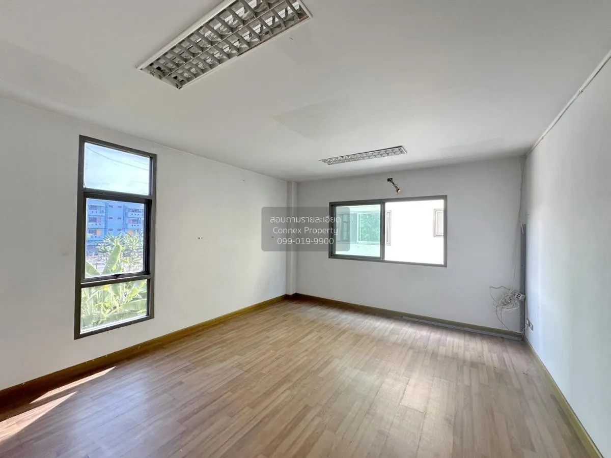 For Sale Townhouse/Townhome  , Pattra Mo Town , Bang Phut , Pak K