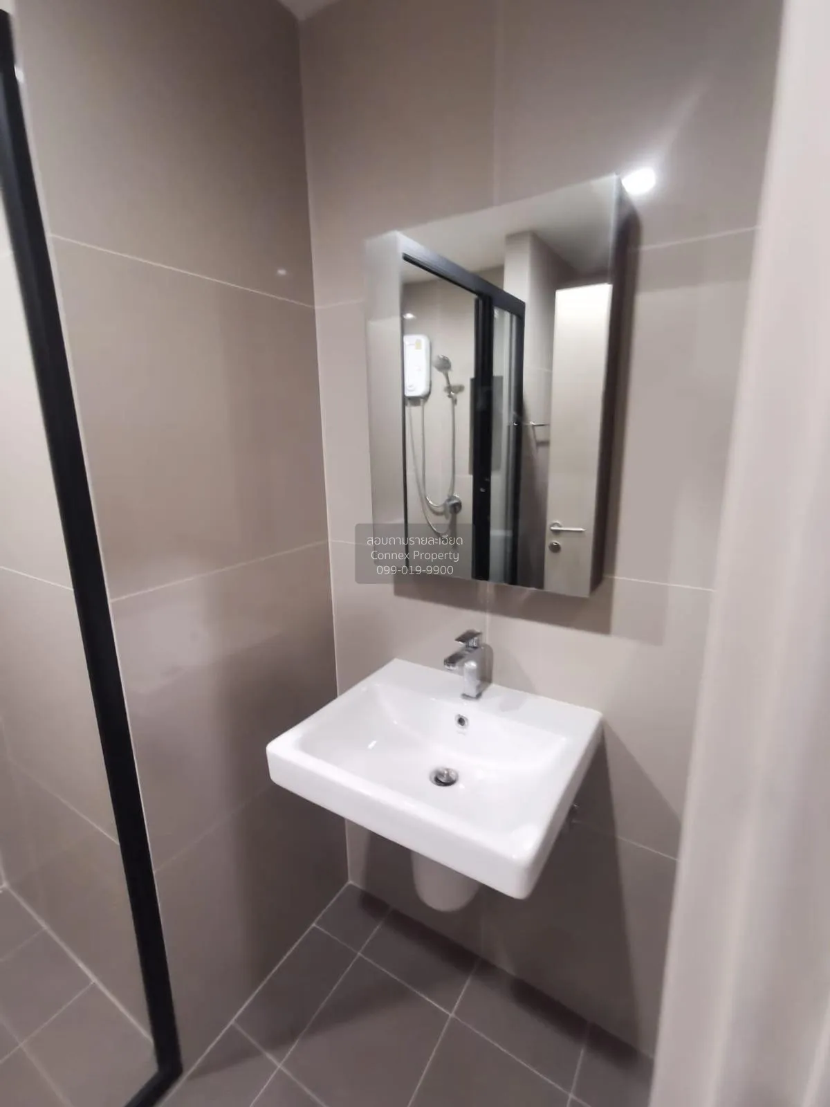 เช่าคอนโด  เดอะ เบส เพชรบุรี - ทองหล่อ MRT-เพชรบุรี บางกะปิ เขต ห