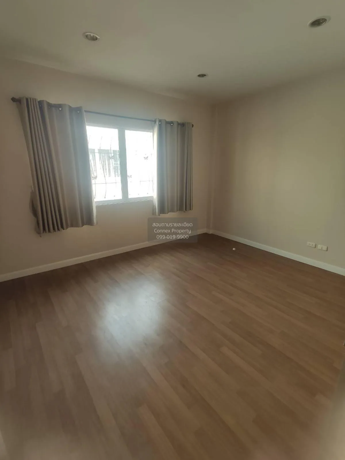 ขายทาวน์เฮ้าส์/ทาวน์โฮม  ปริญลักษณ์ เอกชัย-บางบอน บางบอน เขต บางบ 3