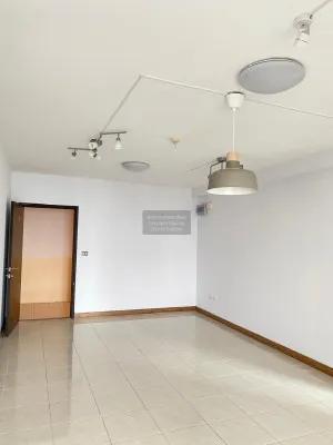 เช่าคอนโด  ศุภาลัย ปาร์ค เอกมัย - ทองหล่อ BTS-เอกมัย บางกะปิ เขต ห้วยขวาง กรุงเทพ CX-91892