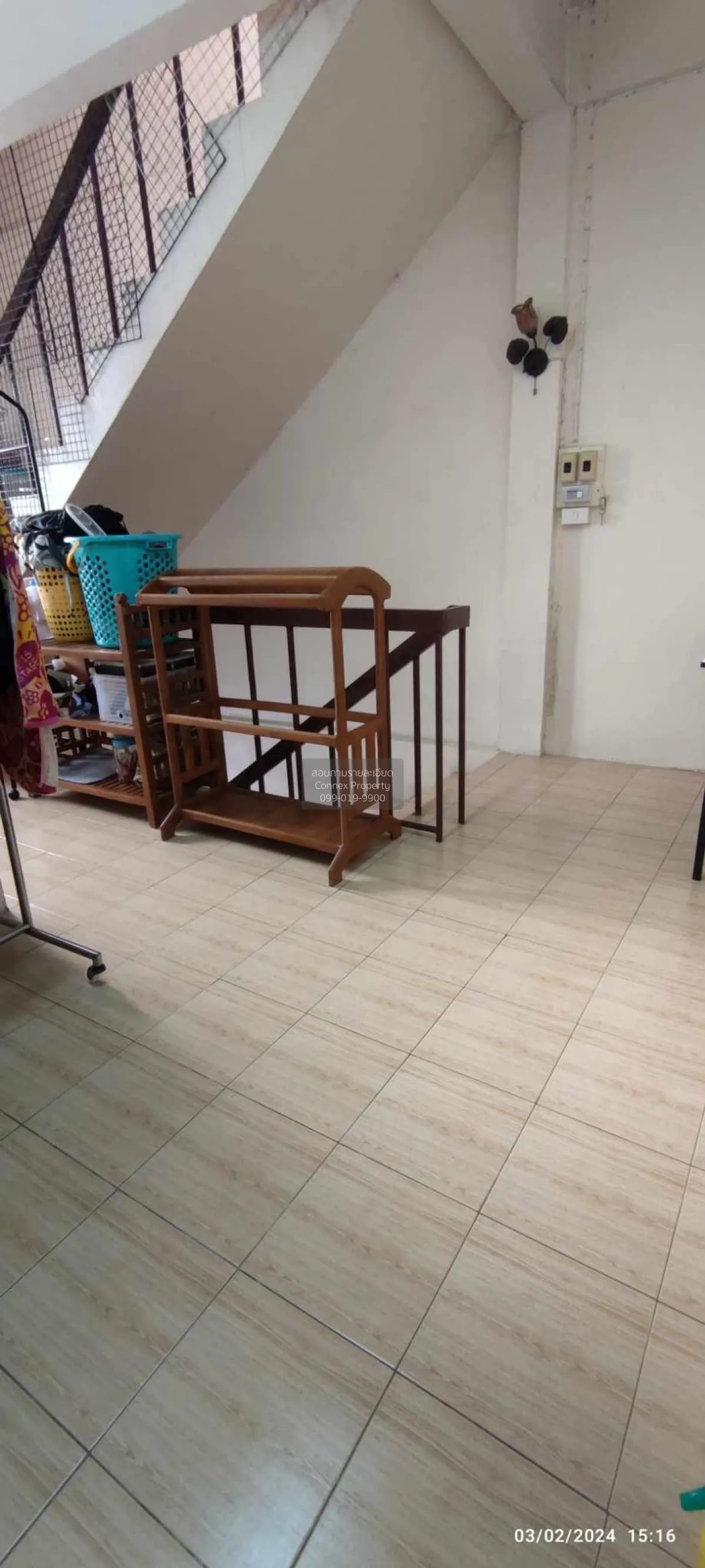 For Sale Commercial building, 4.5 floors, Soi Ekkamai 30. , Khlon