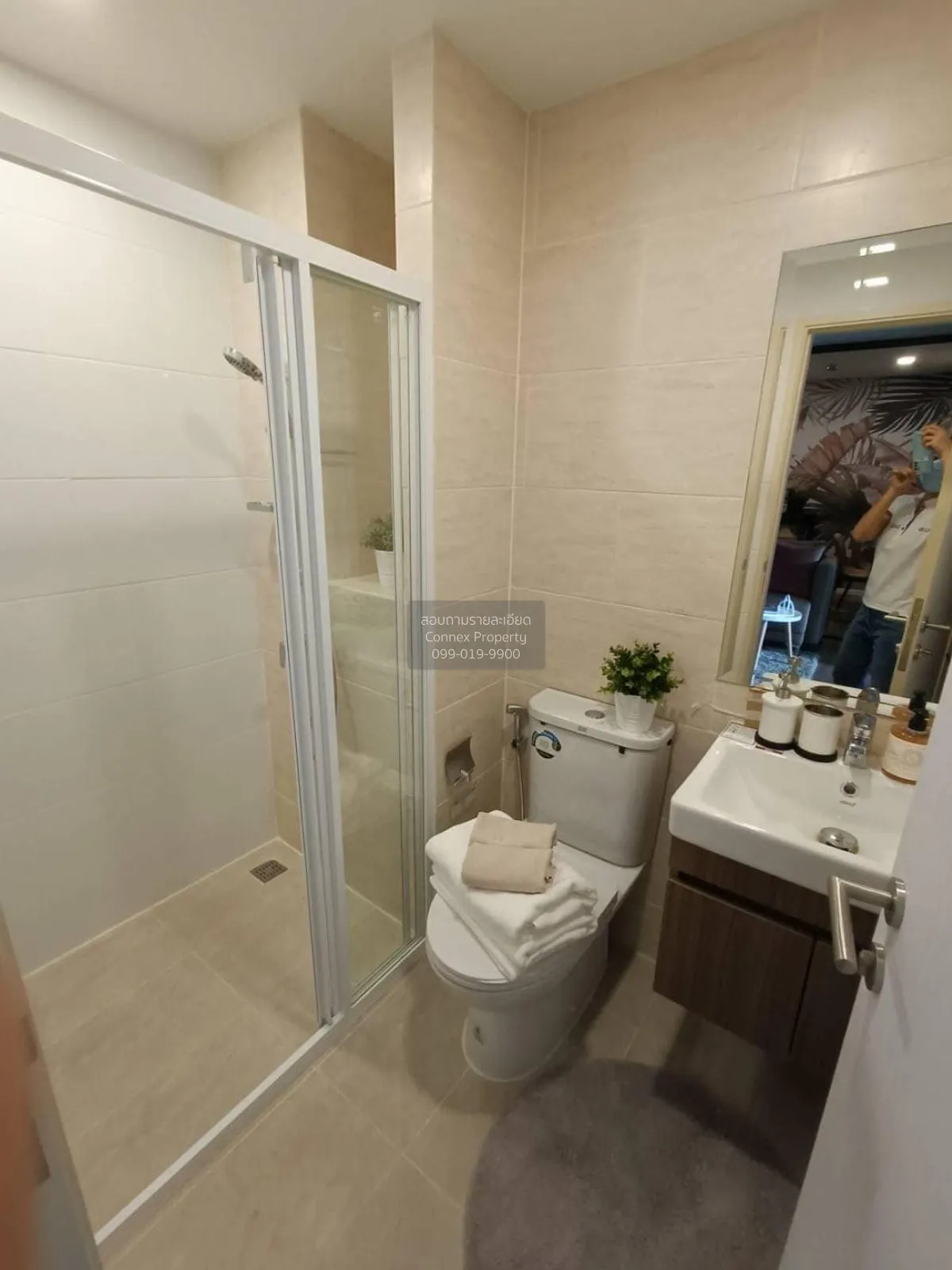 For Rent Condo , Brown Condo Huaikwang , MRT-Huai Khwang , Huai K