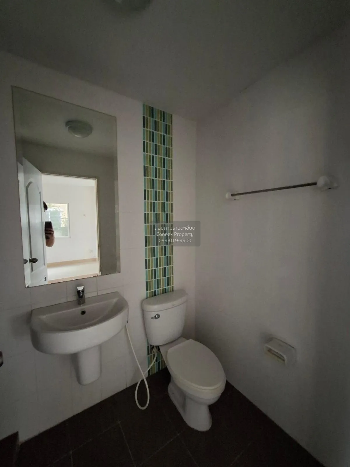 ขายทาวน์เฮ้าส์/ทาวน์โฮม  ธาดาทาวน์ ออร่า หนองขาม ศรีราชา ชลบุรี C