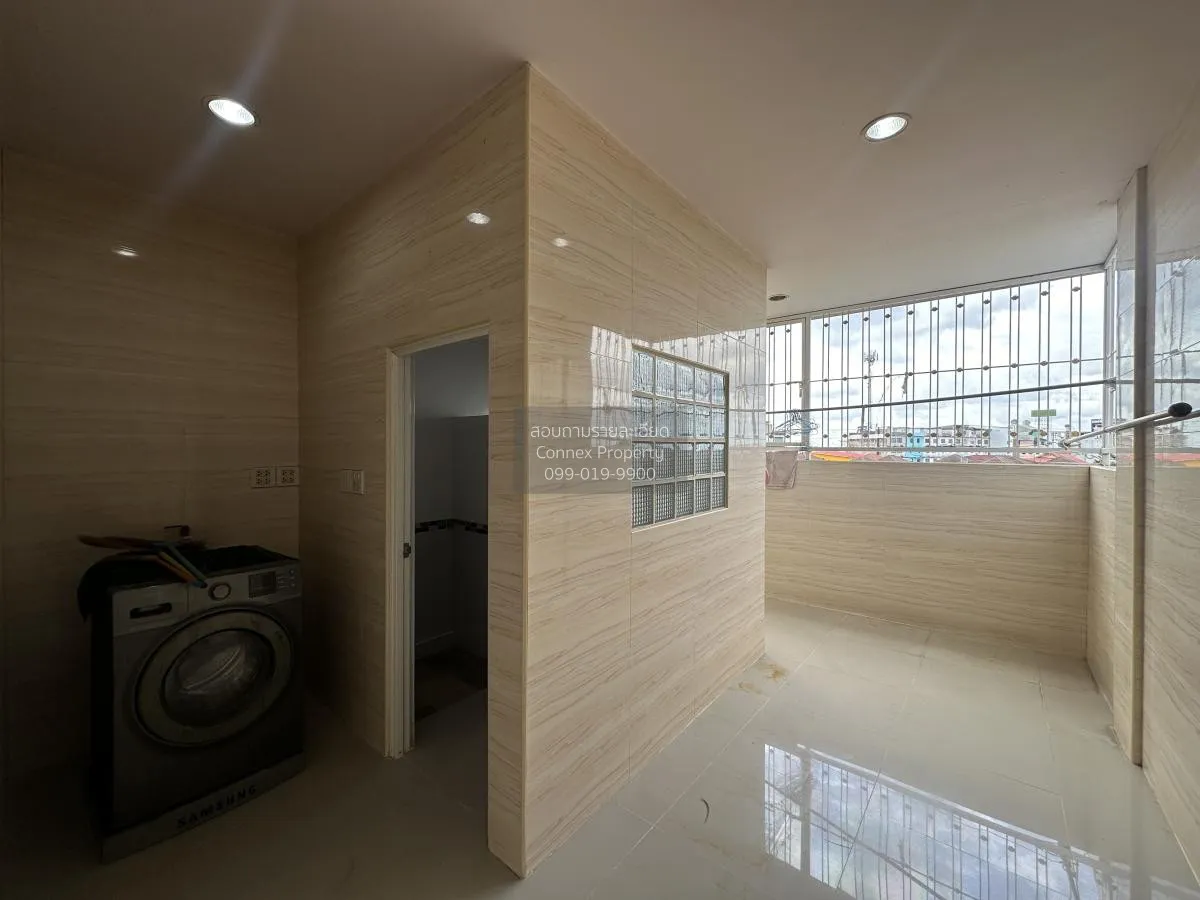 ขายอาคารพาณิชย์  สาย 4 สแควร์ กระทุ่มล้ม สามพราน นครปฐม CX-92357