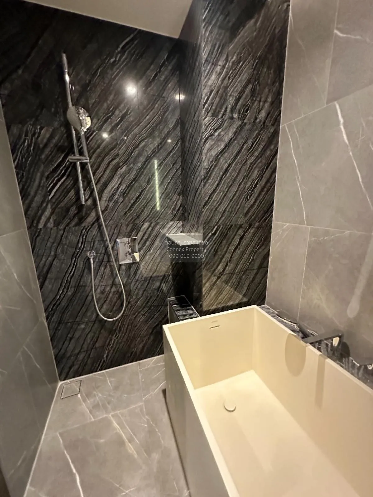 เช่าคอนโด  เดอะ รีเซิร์ฟ 61 ไฮด์อะเวย์ BTS-เอกมัย คลองเตยเหนือ เข