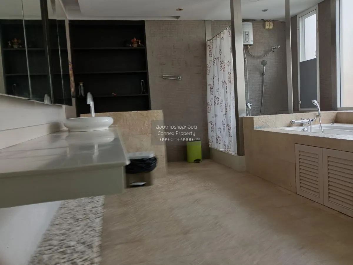 For Sale Commercial Building 4 storey Huai Kwang , Sam Saen Nok ,