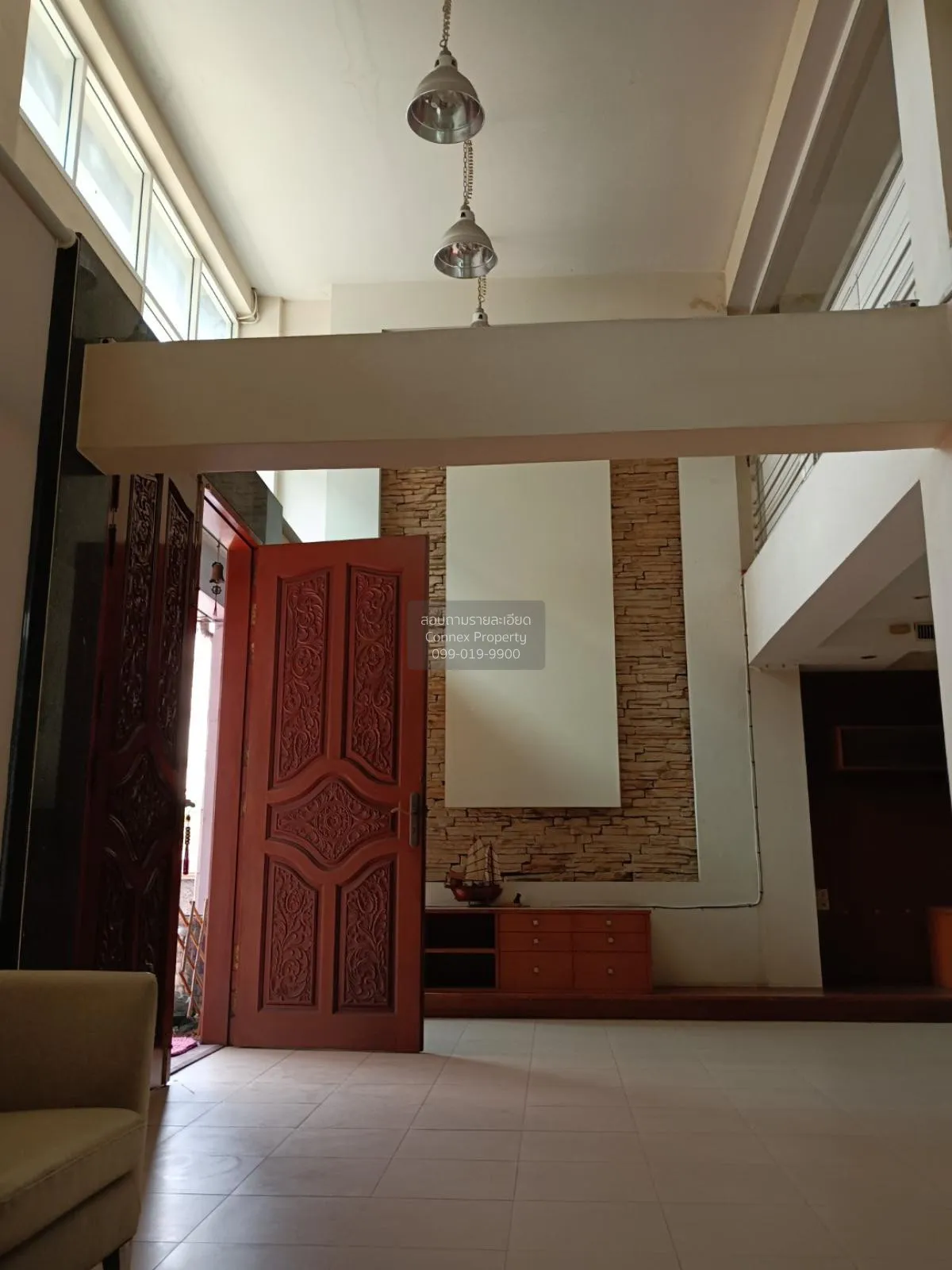 For Sale Commercial Building 4 storey Huai Kwang , Sam Saen Nok , 3