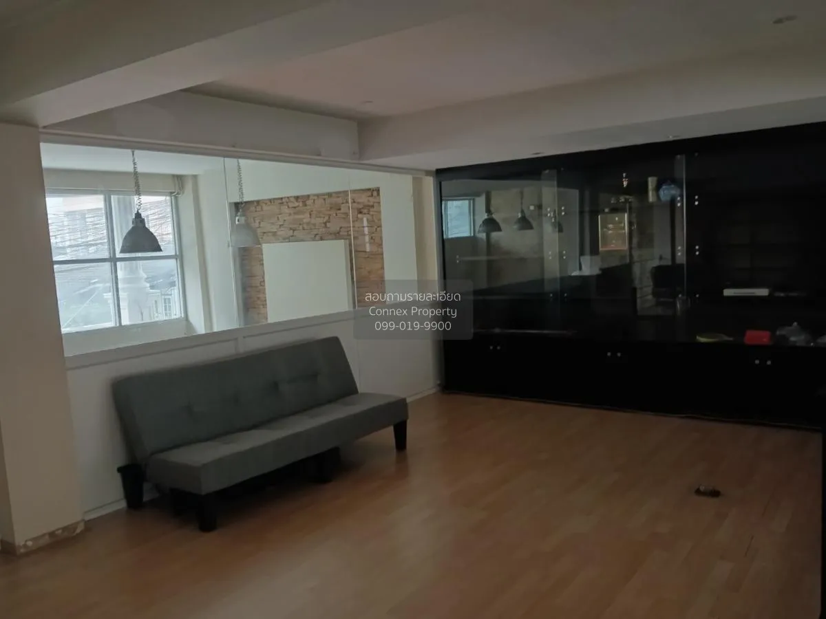 For Rent Commercial Building , Sam Saen Nok , Huai Khwang , Bangk