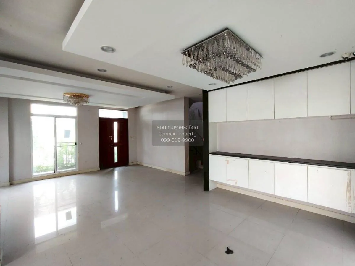 ขายบ้าน  บางกอก บูเลอวาร์ด ปิ่นเกล้า-เพชรเกษม หน้ากว้าง กระทุ่มล้