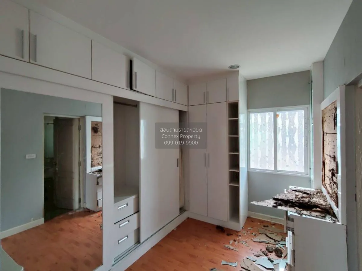 ขายบ้าน  บางกอก บูเลอวาร์ด ปิ่นเกล้า-เพชรเกษม หน้ากว้าง กระทุ่มล้