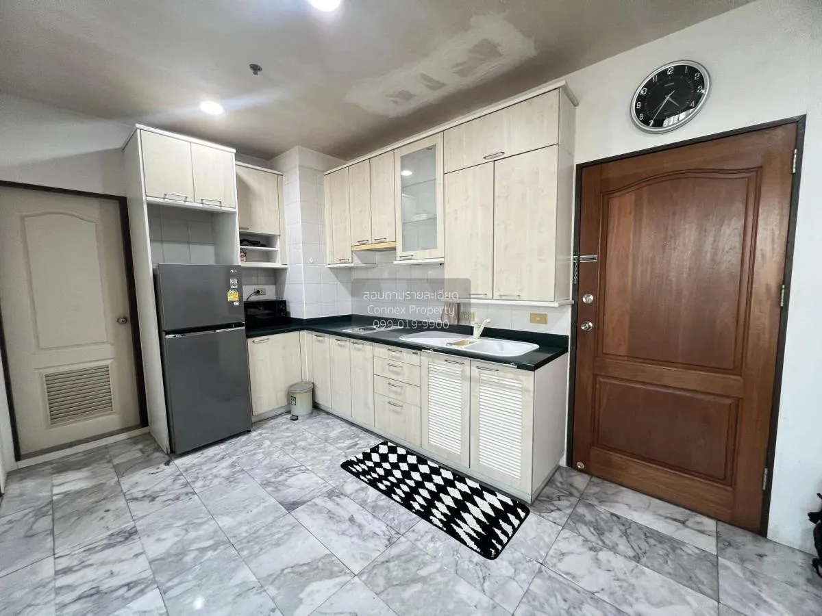 For Rent Condo , Sathorn House , BTS-Saint Louis , Silom , Bang R 2