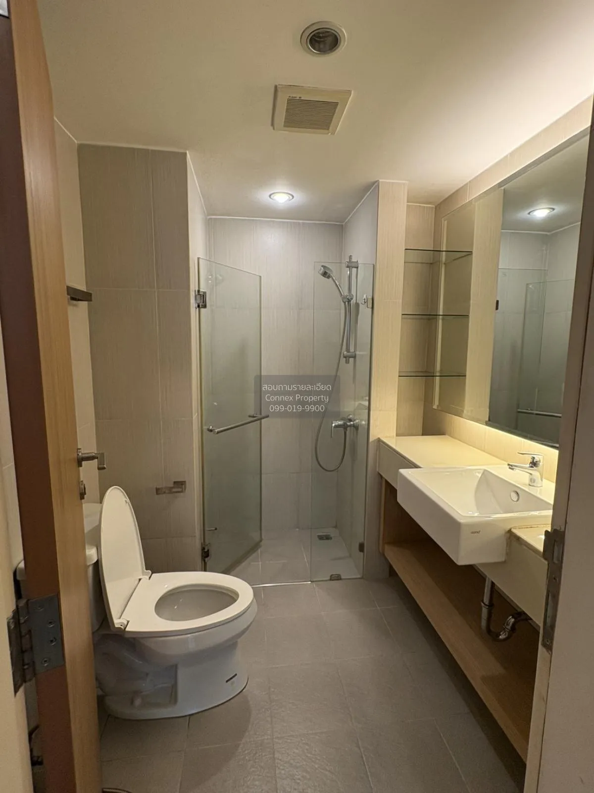 เช่าคอนโด  ซีนิธ เพลส สุขุมวิท 42 BTS-เอกมัย พระโขนง เขต คลองเตย 