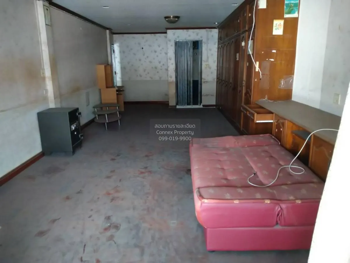 ขายอาคารพาณิชย์​ปิ่นเกล้า ชั้นสูง หน้ากว้าง ศิริราช เขต บางกอกน้อ