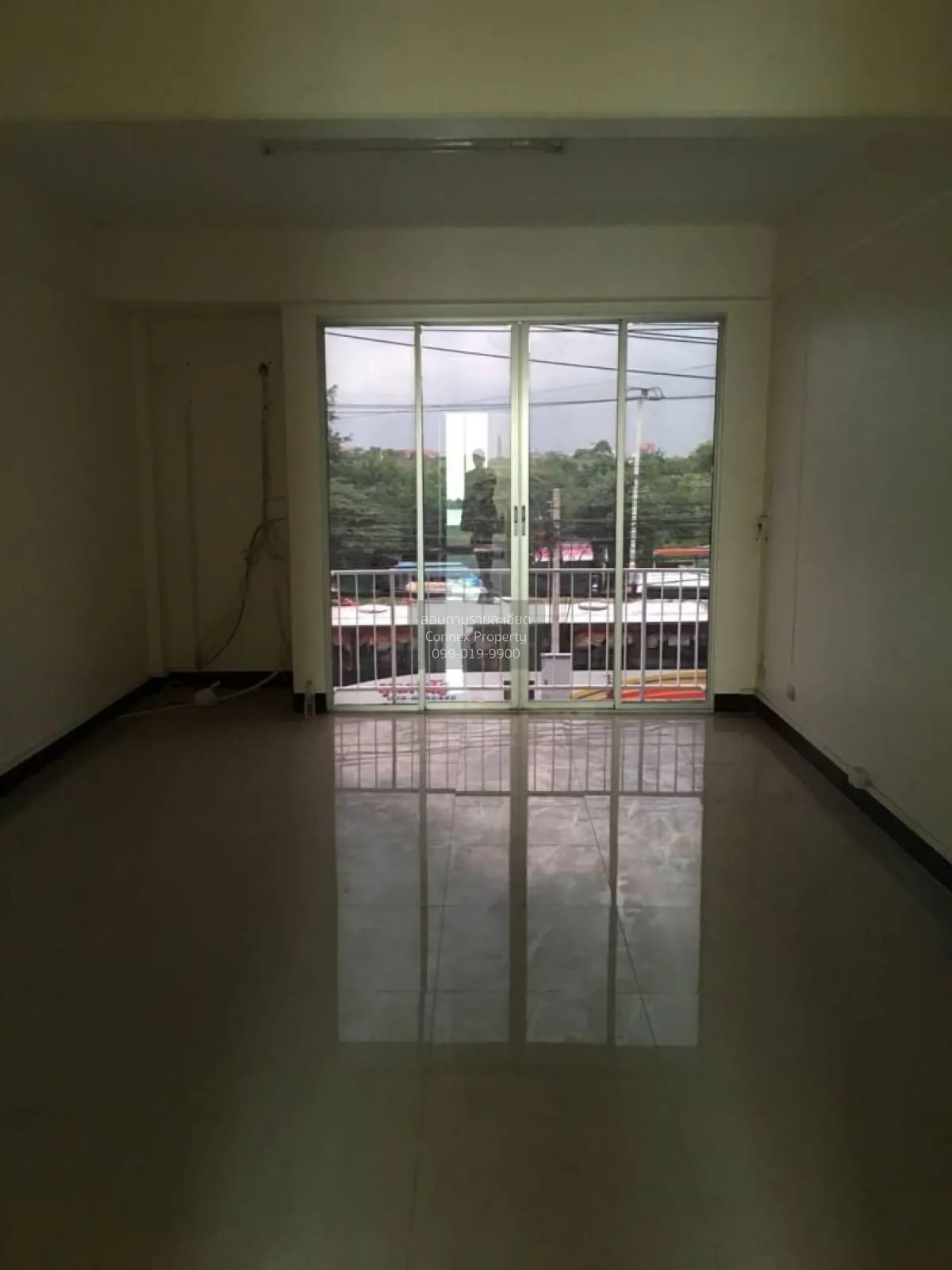 For Sale commercial building, 5 storey, Eua-Athorn, Bang Bua Thon 2