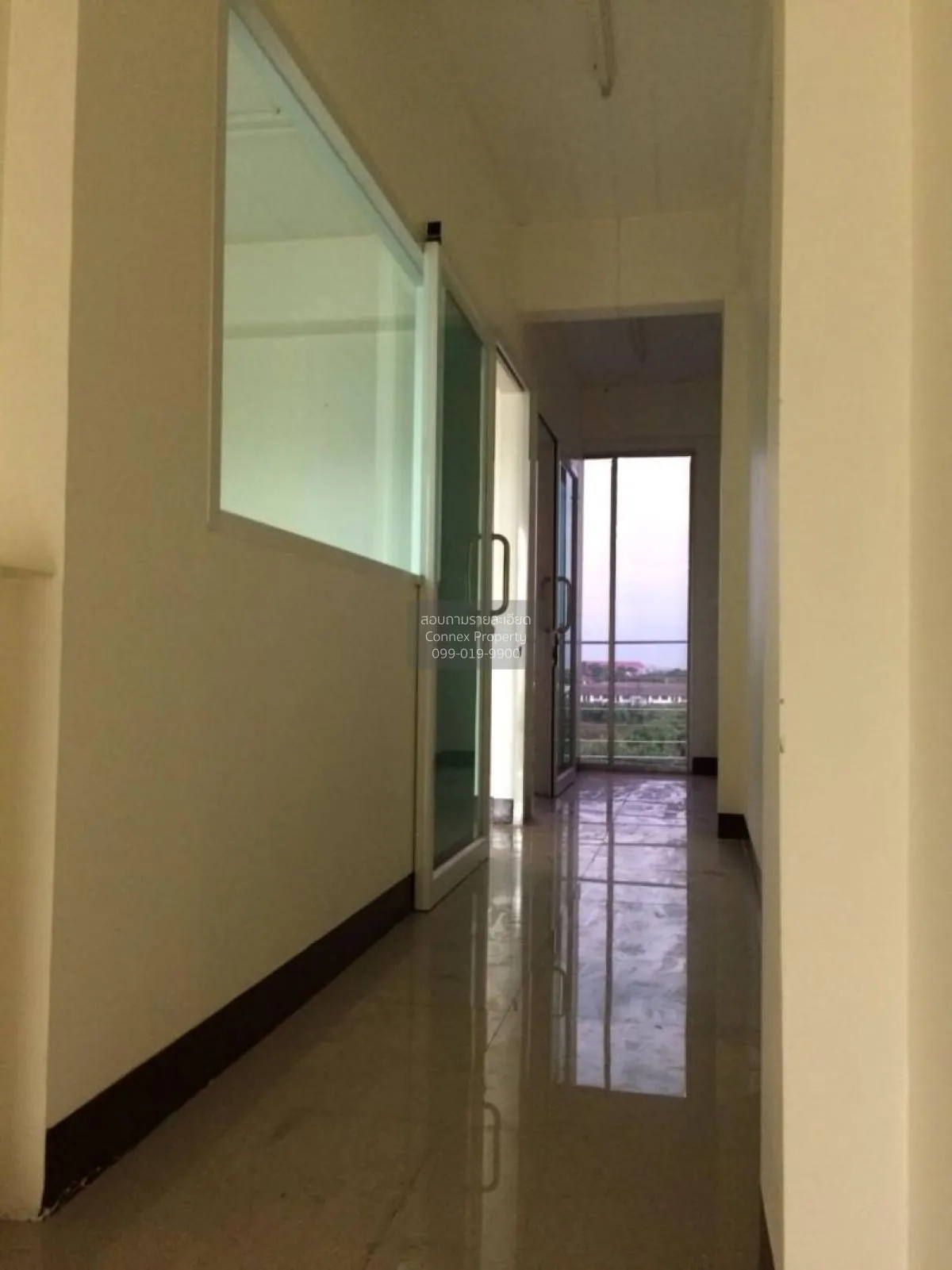 For Sale commercial building, 5 storey, Eua-Athorn, Bang Bua Thon 4