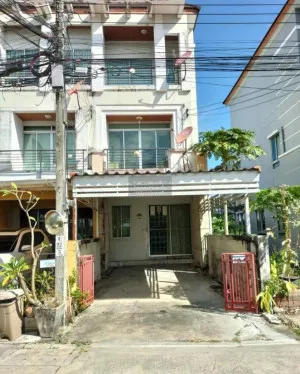 ขายทาวน์เฮ้าส์/ทาวน์โฮม  บ้านกลางเมือง พระราม 9-กรุงเทพกรีฑา (ตัดใหม่) ห้องมุม ทับช้าง เขต สะพานสูง กรุงเทพ CX-92975