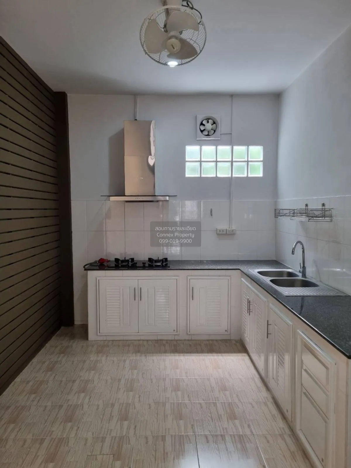 For Sale Townhouse/Townhome  , Floraville Srinakarin-Thaparak , B 4