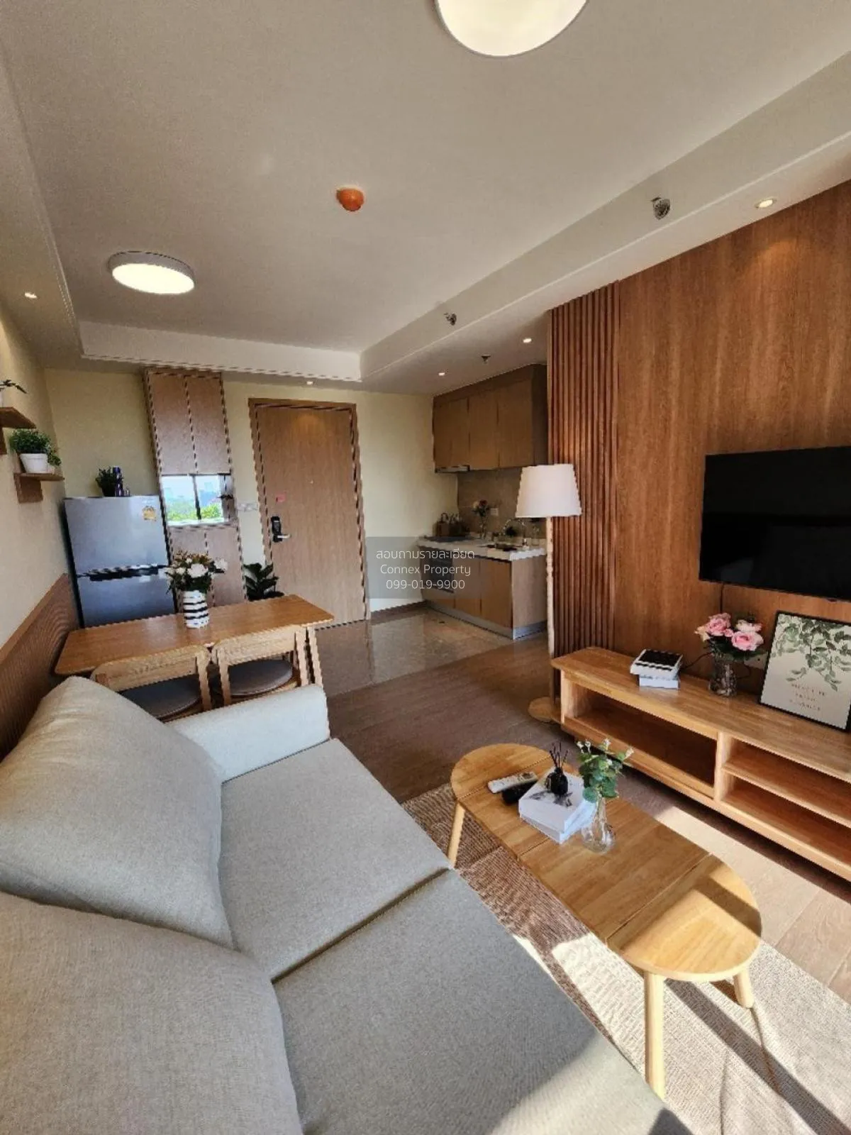 For Rent Condo , Regal Sathon - Naradhiwas , BTS-Chong Nonsi , Th 3