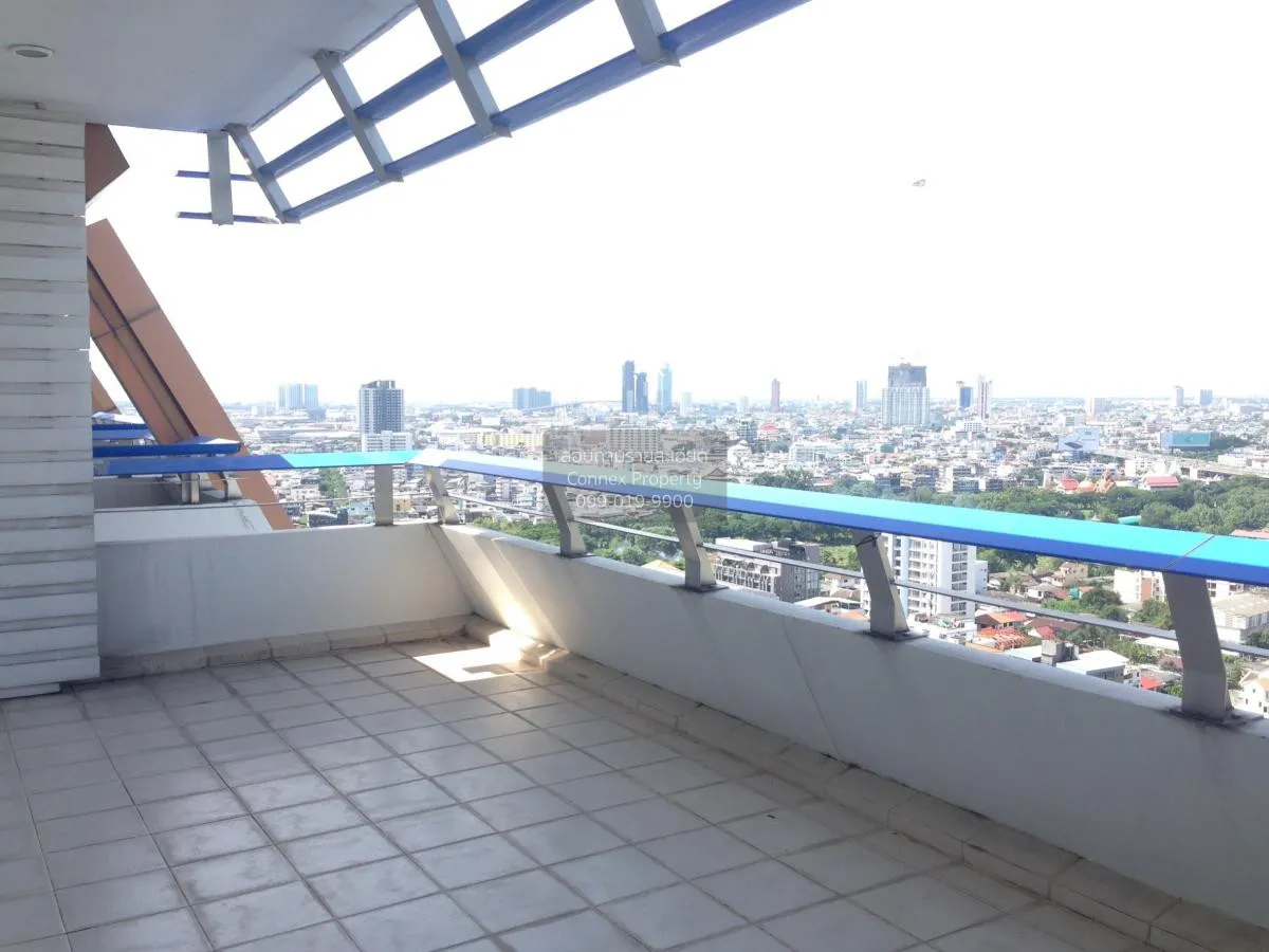 For Rent Condo , St. Louis Grand Terrace , BTS-Saint Louis , Yann