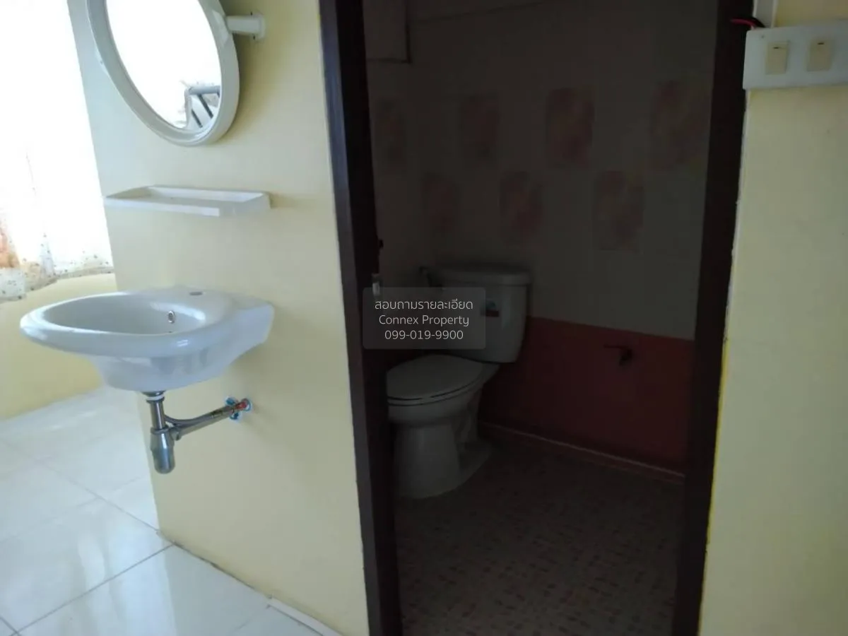 ขายอาคารพาณิชย์  นครปฐม​เทรดเซ็นเตอร์​ ชั้นสูง หน้ากว้าง สนามจันท