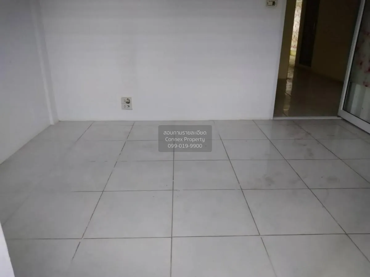 ขายอาคารพาณิชย์  นครปฐม​เทรดเซ็นเตอร์​ ชั้นสูง หน้ากว้าง สนามจันท