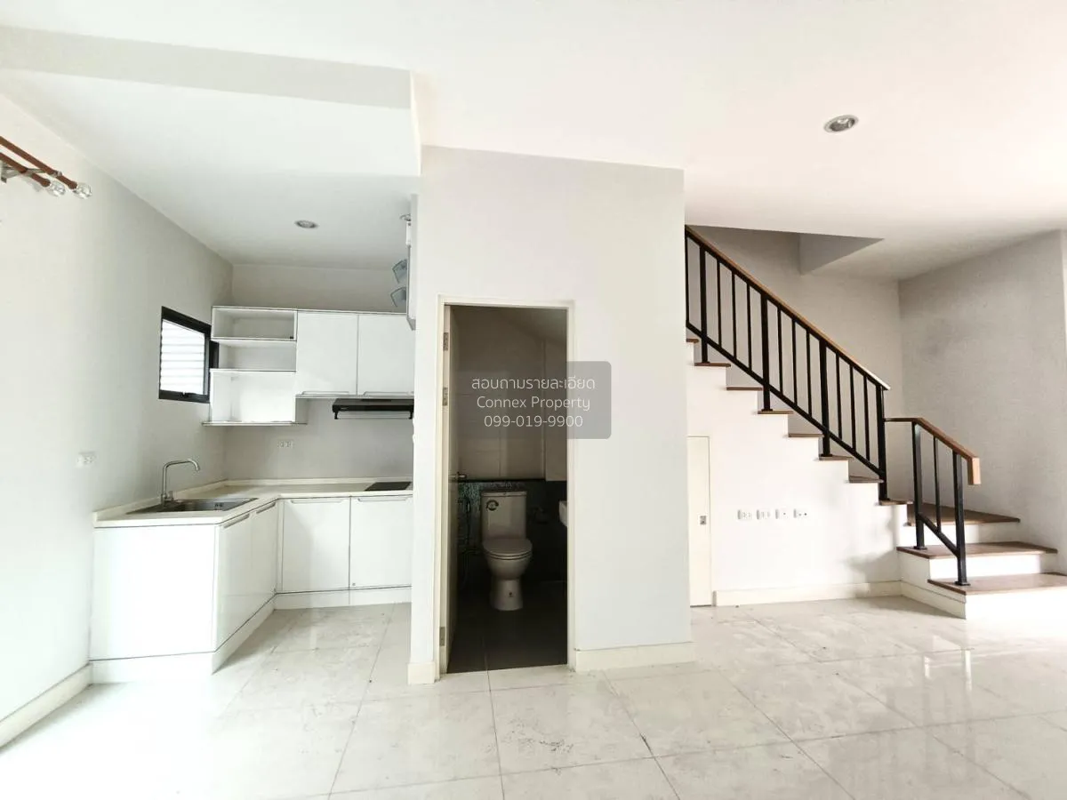 For Sale Townhouse/Townhome  , Baan Klang Muang Rama 9-Krungthep 