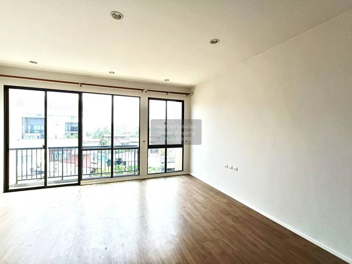 For Sale Townhouse/Townhome  , Baan Klang Muang Rama 9-Krungthep 