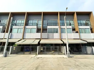 ขายทาวน์เฮ้าส์/ทาวน์โฮม  บ้านกลางเมือง พระราม 9-กรุงเทพกรีฑา ทับช้าง เขต สะพานสูง กรุงเทพ CX-93646