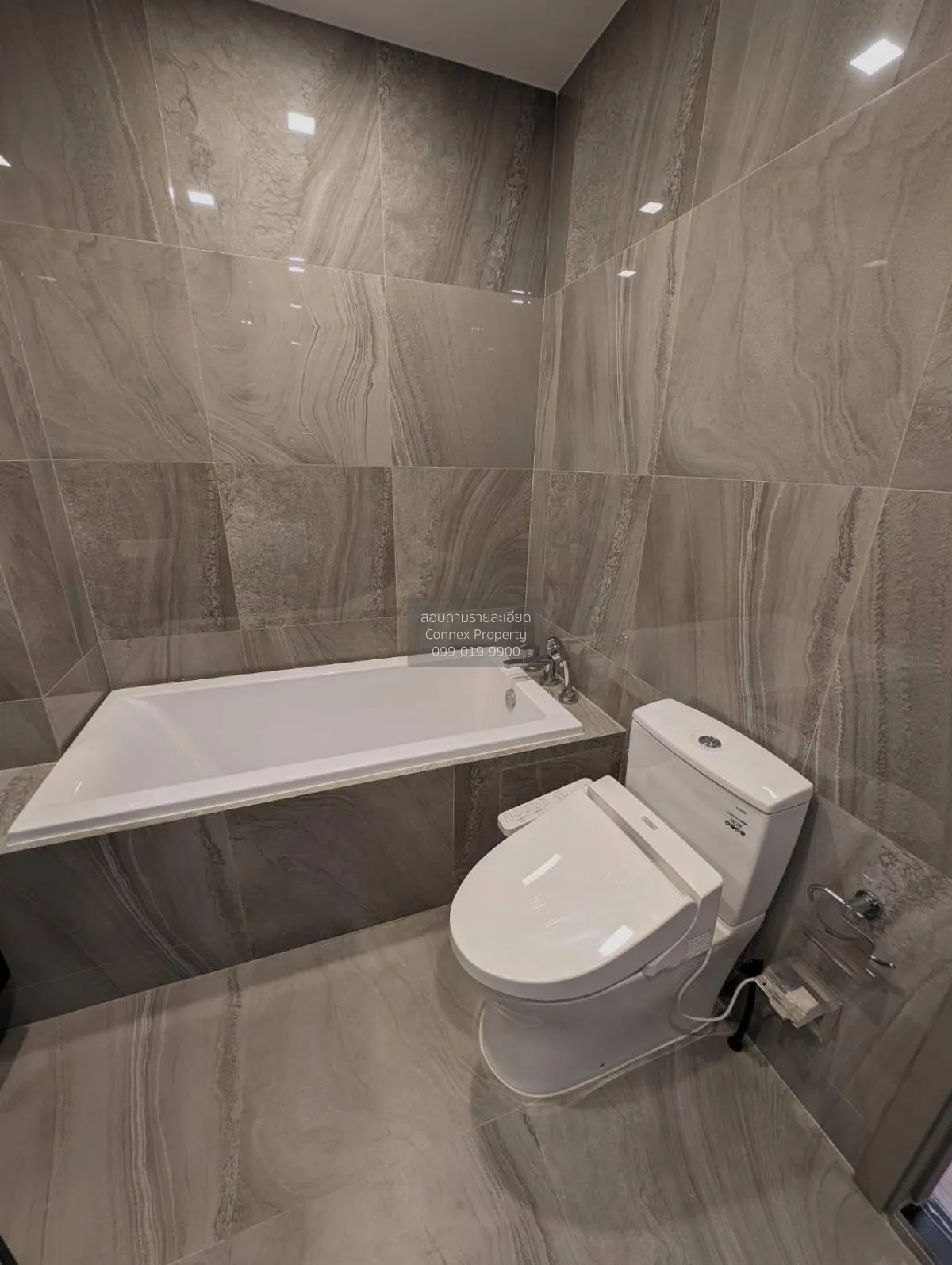 เช่าคอนโด  คิว ประสานมิตร BTS-พร้อมพงษ์ คลองตันเหนือ เขต วัฒนา กร