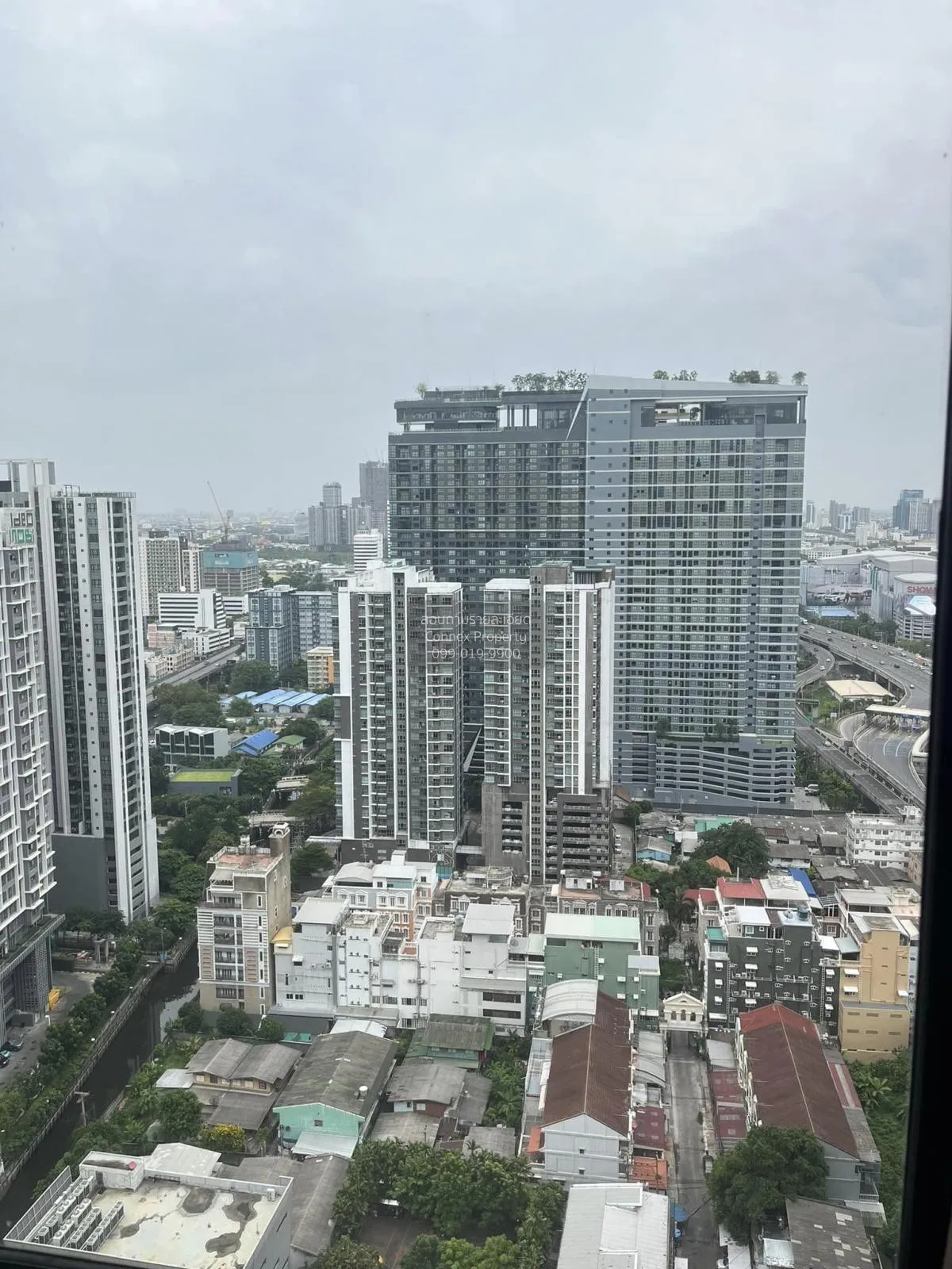 เช่าคอนโด  ริทึ่ม อโศก MRT-พระราม 9 มักกะสัน เขต ราชเทวี กรุงเทพ 