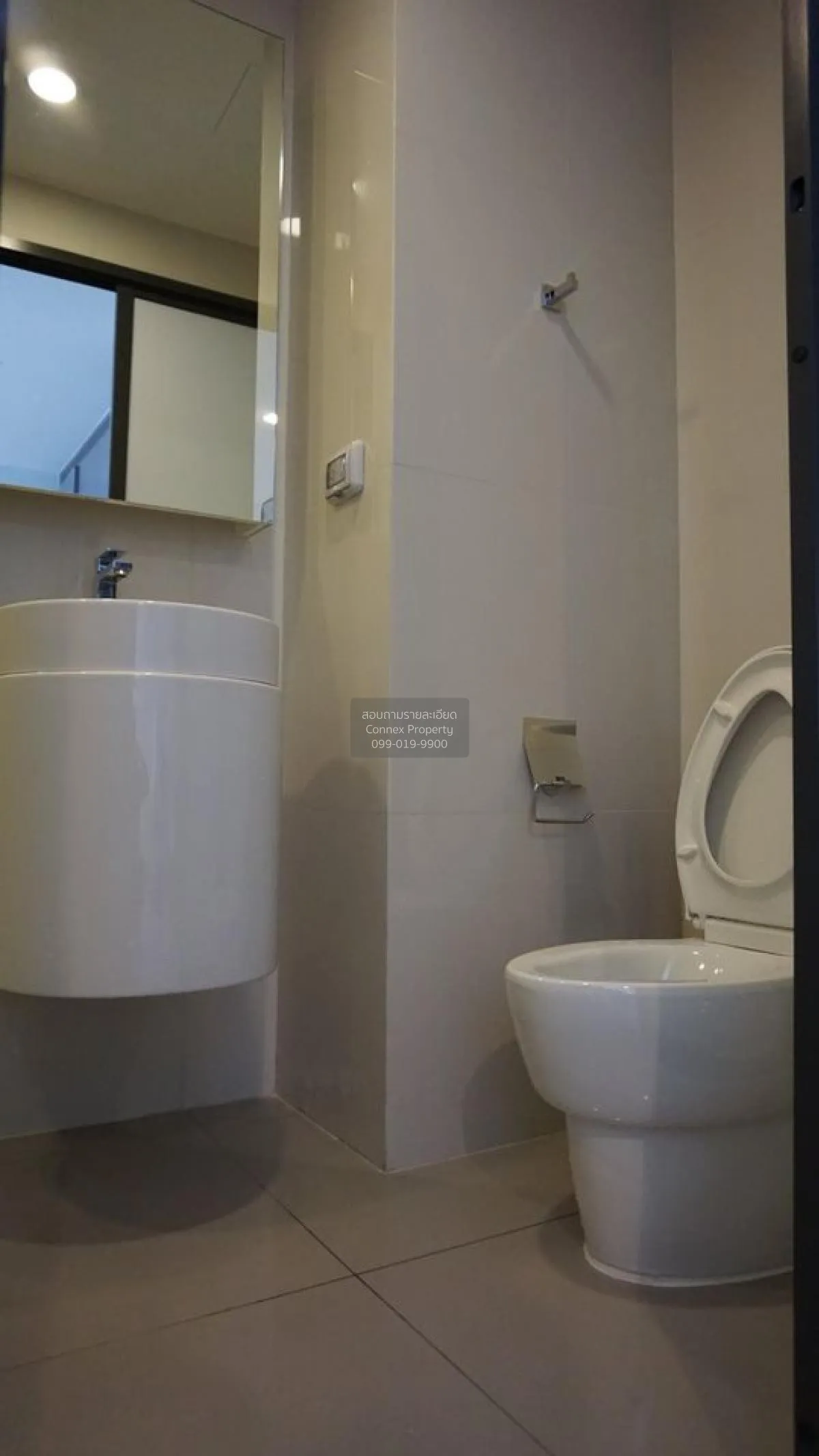 เช่าคอนโด  ริทึ่ม อโศก MRT-พระราม 9 มักกะสัน เขต ราชเทวี กรุงเทพ 