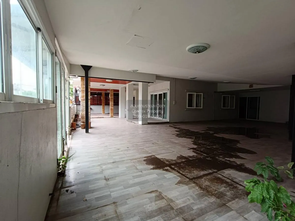 For Sale House , BAAN LAPAWAN 15 , corner unit , wide frontage ,  3