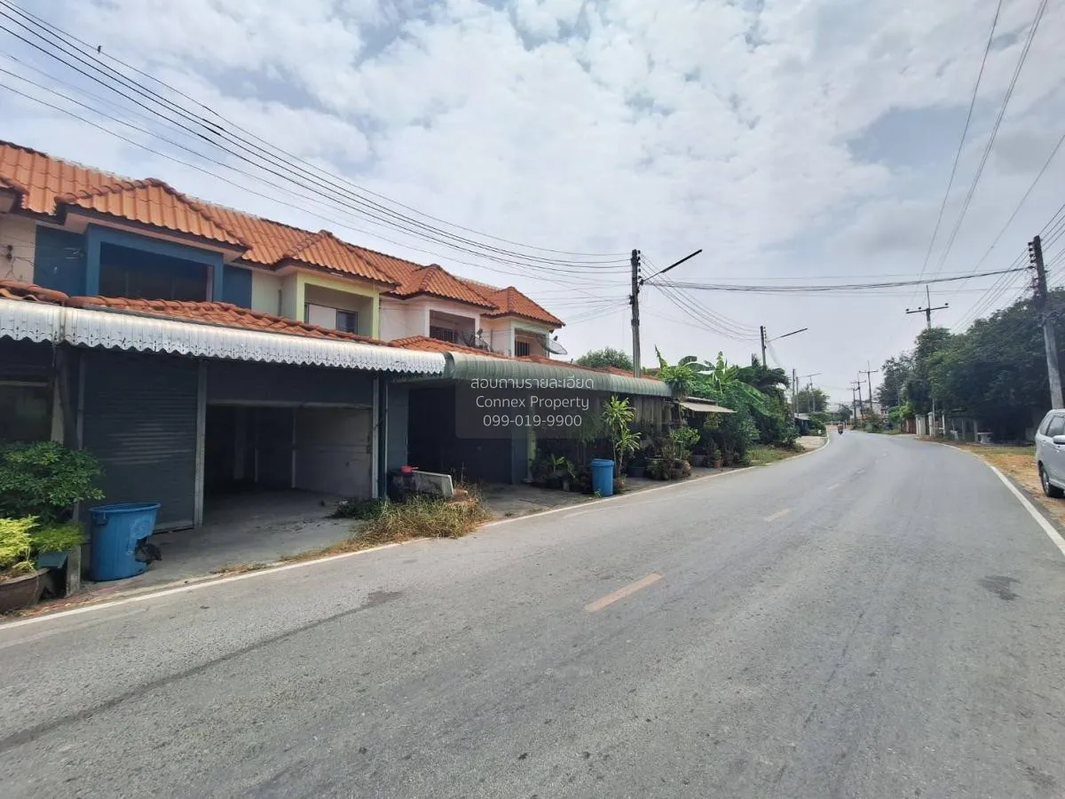 For Sale Townhouse mainroad Nakhon Phatom , Sam Khwai Phueak , mu 3