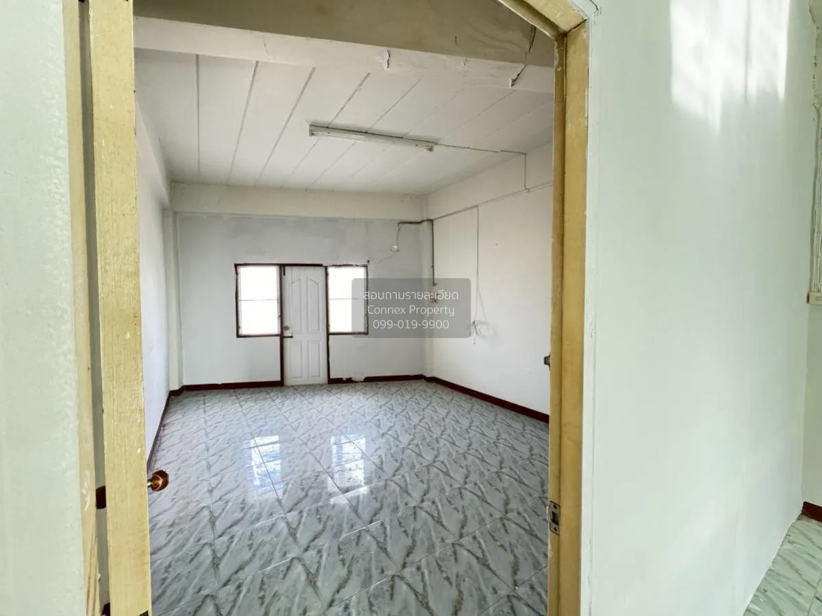 For Sale  Commercial building, Soi Chuam Samphan 13, Nong Chok ,  3