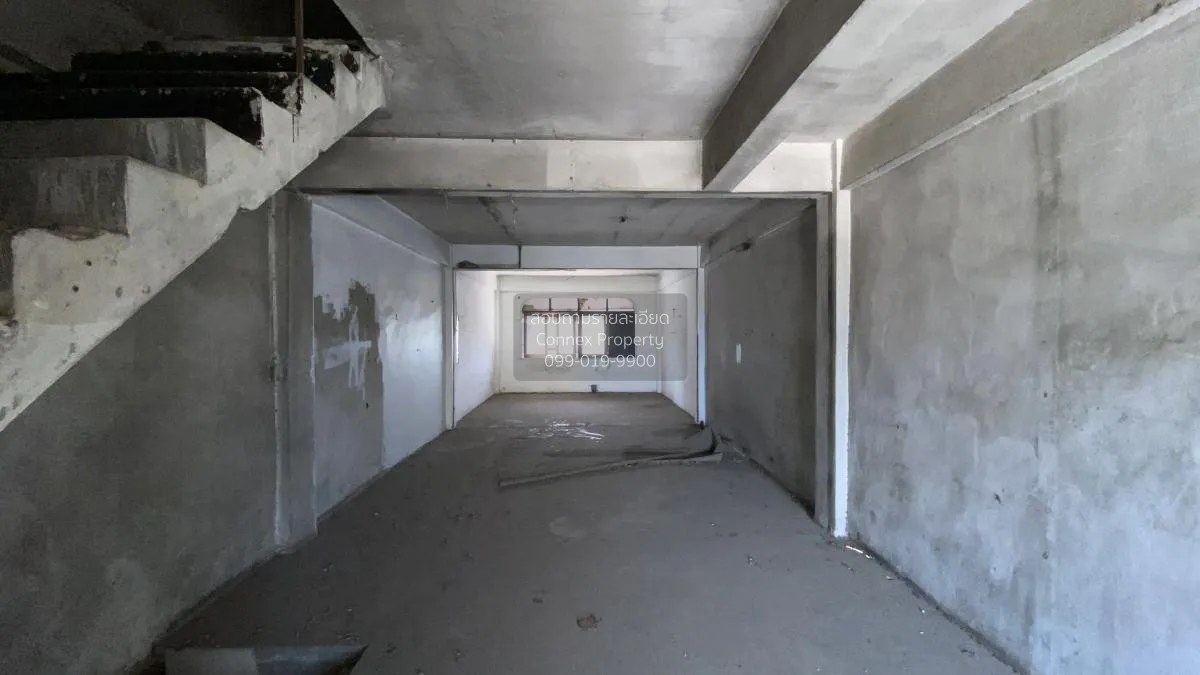 For Sale building , Khlong Nueng , khlong Luang , Pathum Thani , 