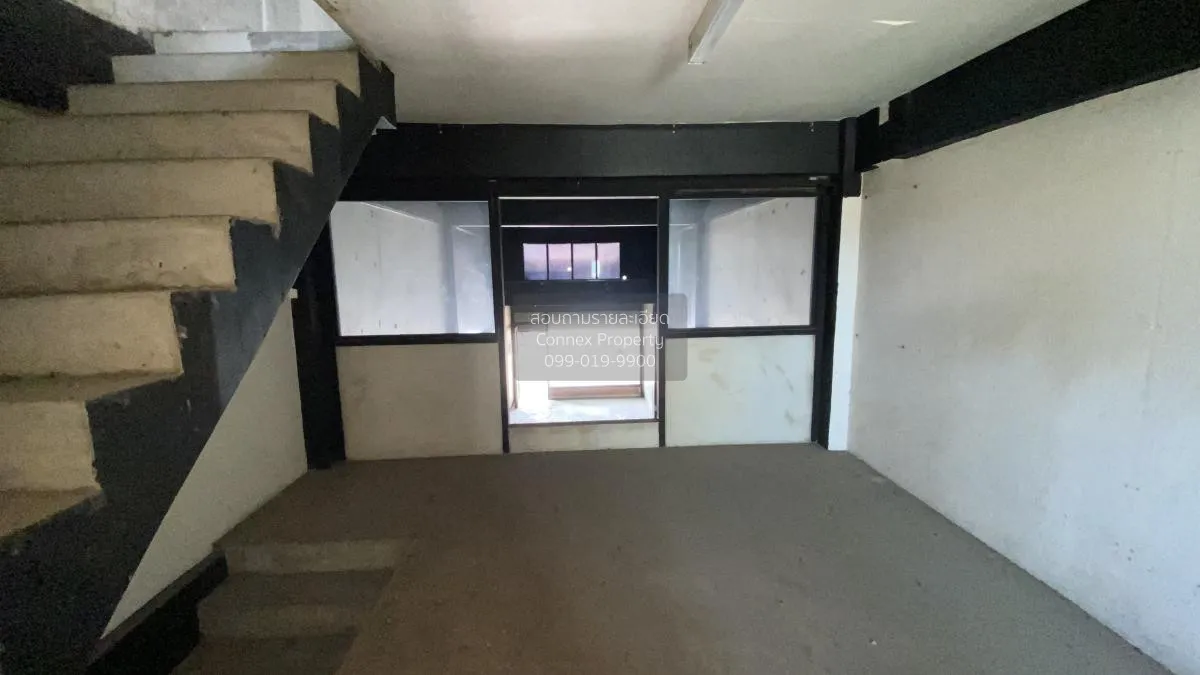 For Sale building , Khlong Nueng , khlong Luang , Pathum Thani , 