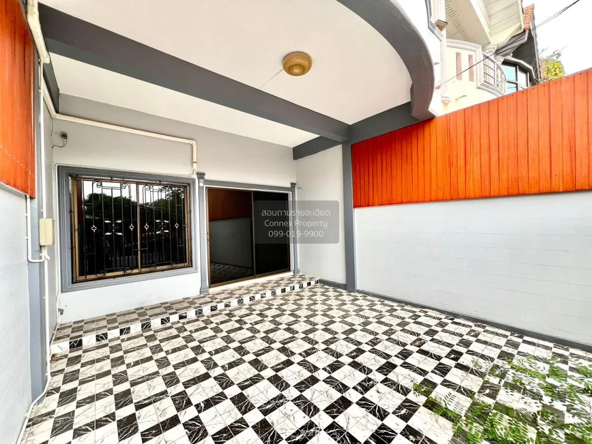 For Sale Townhouse Soi Khao Talo 9 , Nong Prue , Bang Lamung , Ch