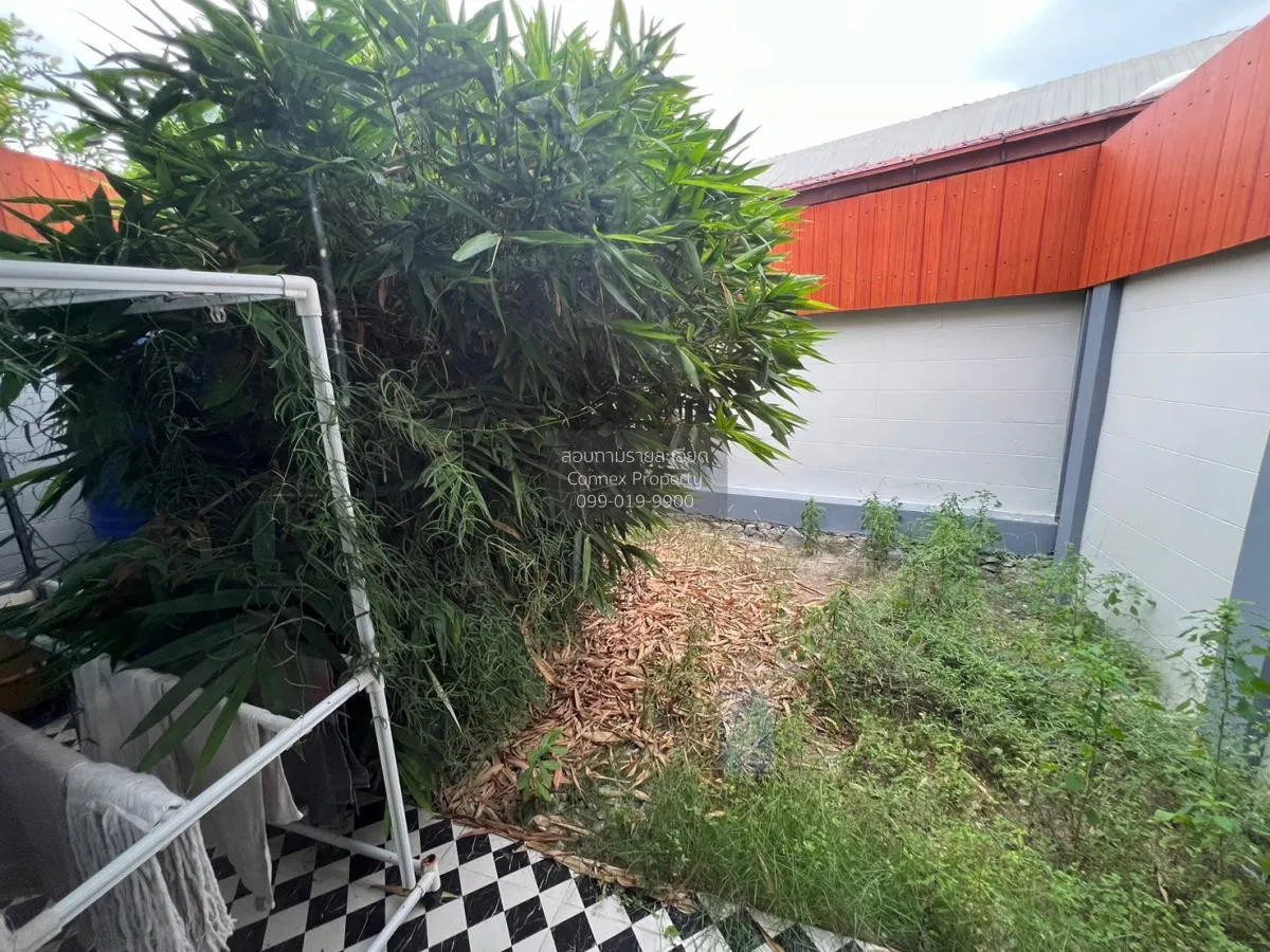 For Sale Townhouse Soi Khao Talo 9 , Nong Prue , Bang Lamung , Ch