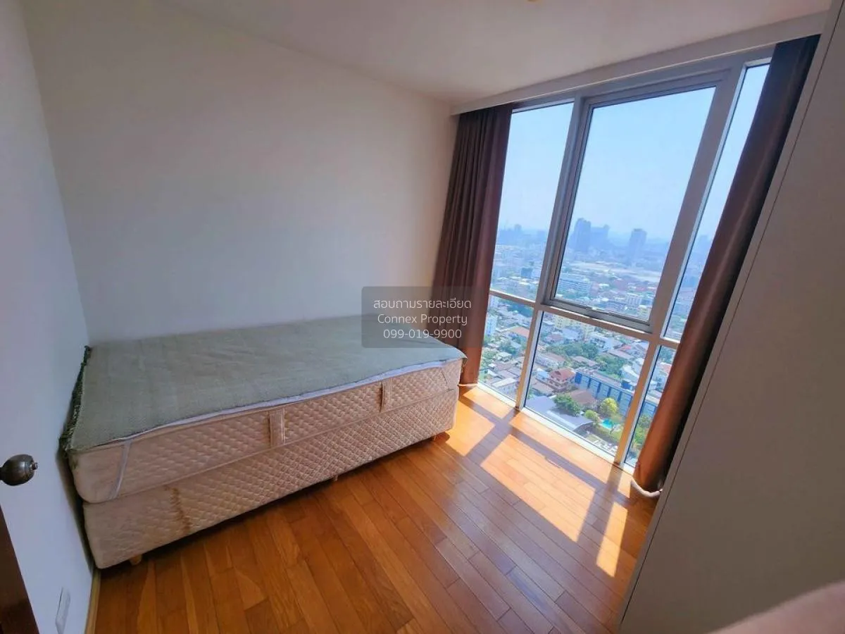 ขายคอนโด  แอ็บสแตร็กส์ พหลโยธิน พาร์ค ห้องมุม BTS-ห้าแยกลาดพร้าว 