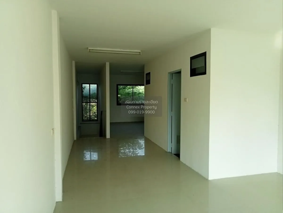 For Sale 3-storey Commercial building on the roadside, Nong Mai D