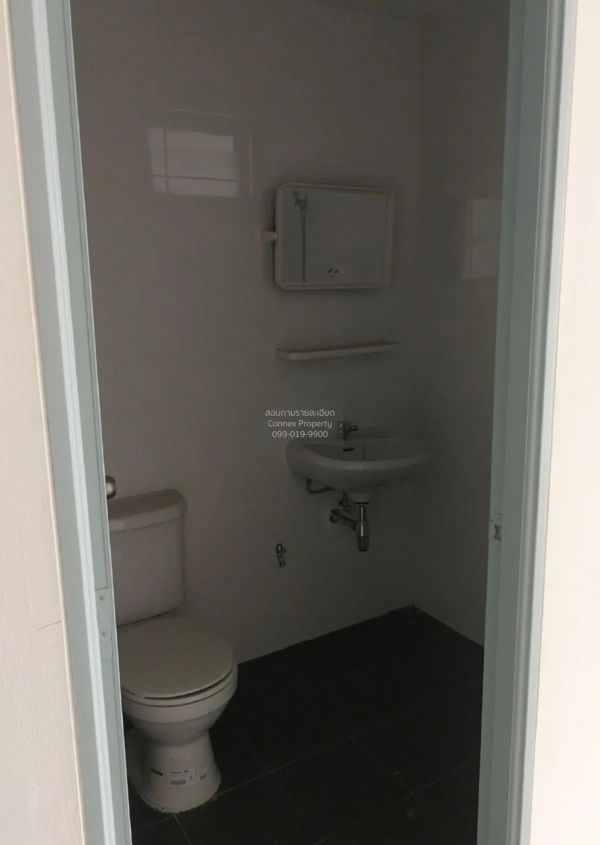 For Sale 3-storey Commercial building on the roadside, Nong Mai D 3