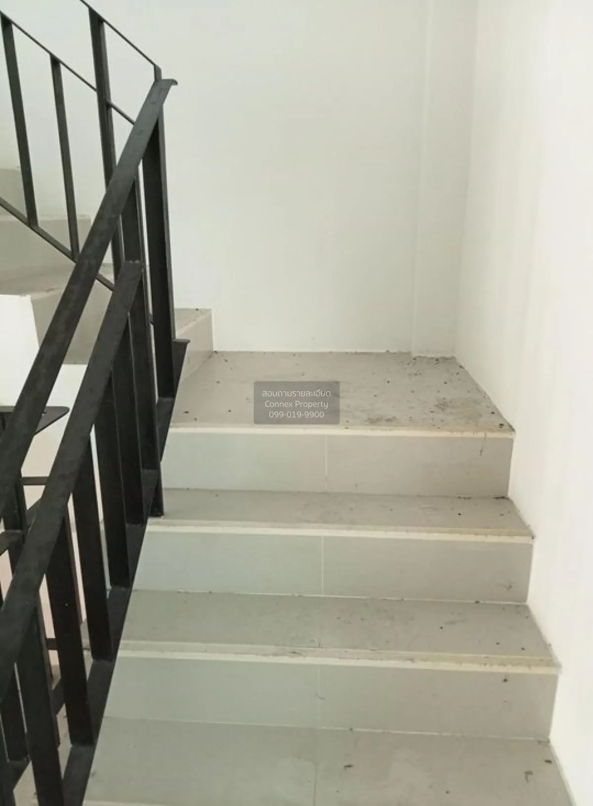 For Sale 3-storey Commercial building on the roadside, Nong Mai D