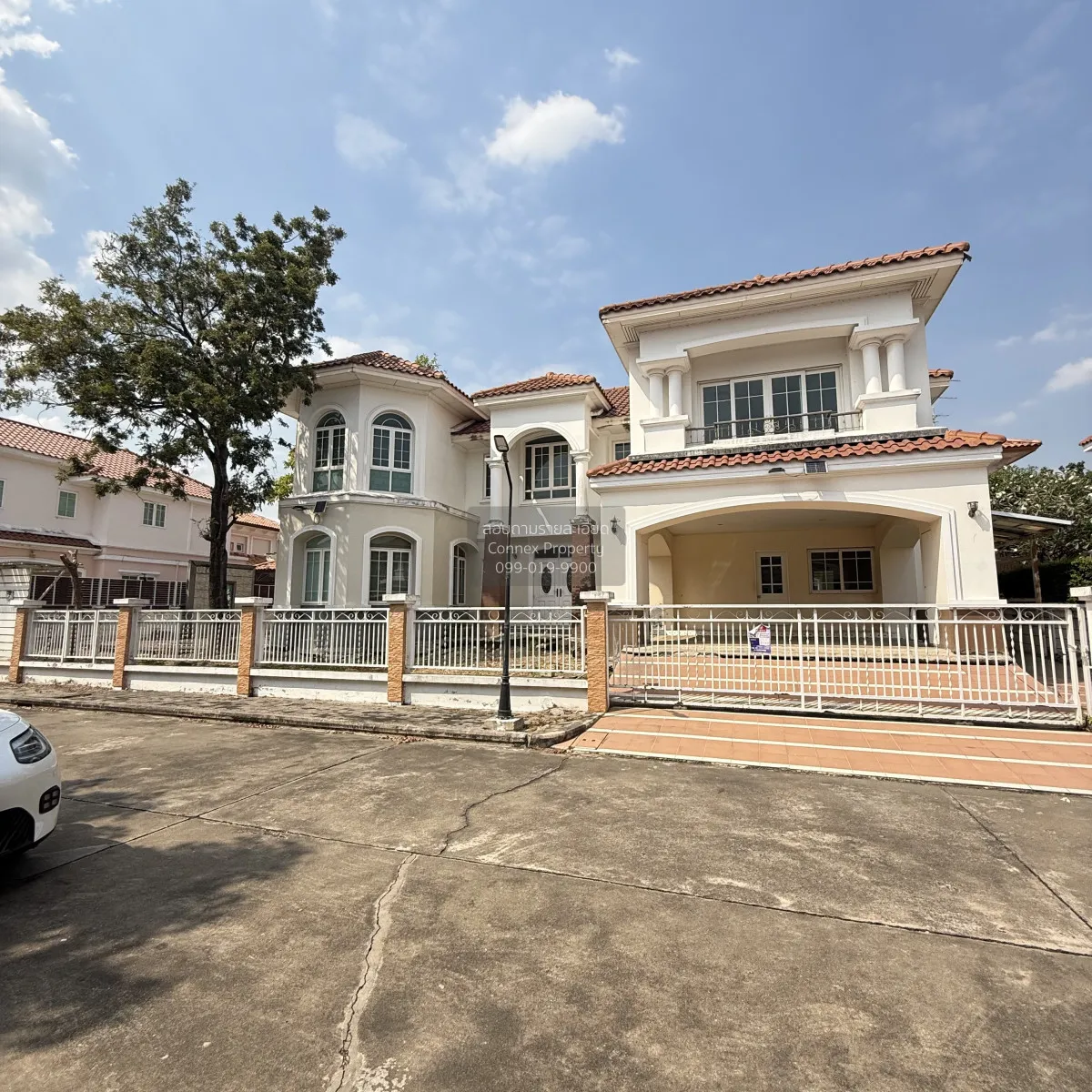 For Sale House , Baan Kaew Kanchana , wide frontage , Lak Song ,  2
