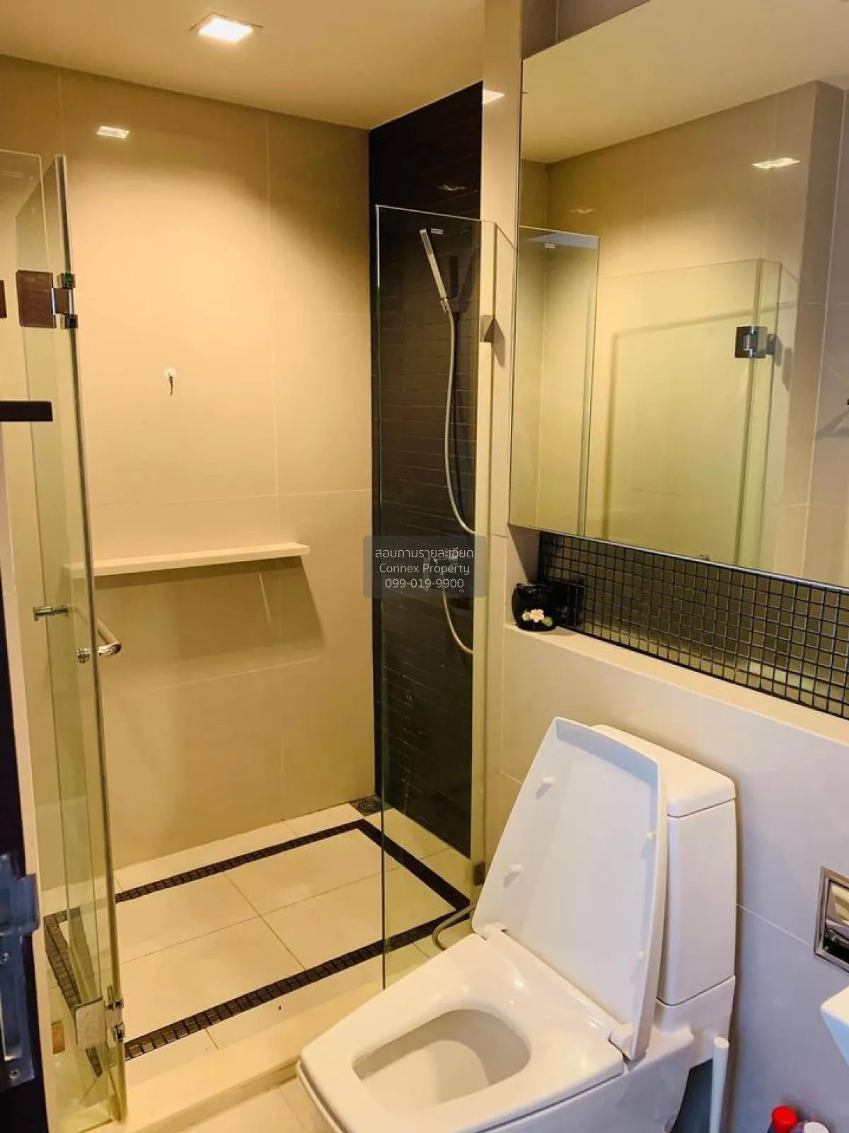 ขายคอนโด  ริทึ่ม สาทร BTS-สะพานตากสิน ทุ่งมหาเมฆ เขต สาทร กรุงเทพ