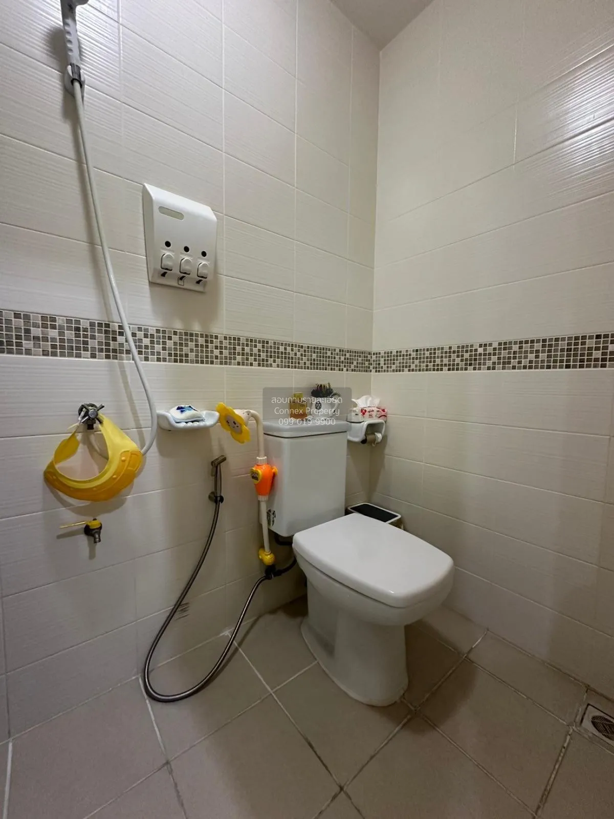 ขายทาวน์เฮ้าส์/ทาวน์โฮม  ภูมิใจนิเวศน์ 3 ในคลองบางปลากด พระสมุทรเ