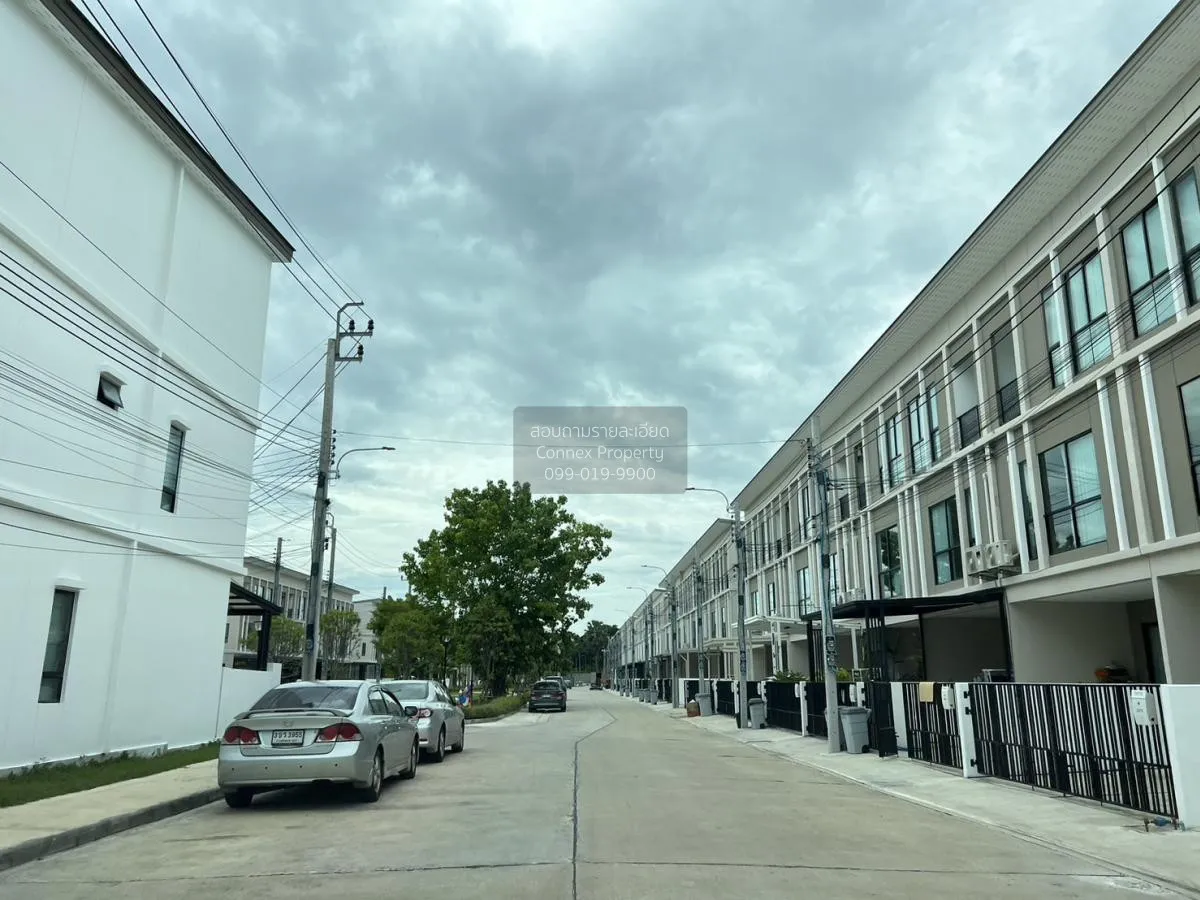 เช่าทาวน์เฮ้าส์/ทาวน์โฮม  พาทิโอ ศรีนครินทร์ - พระราม 9 หัวหมาก เ