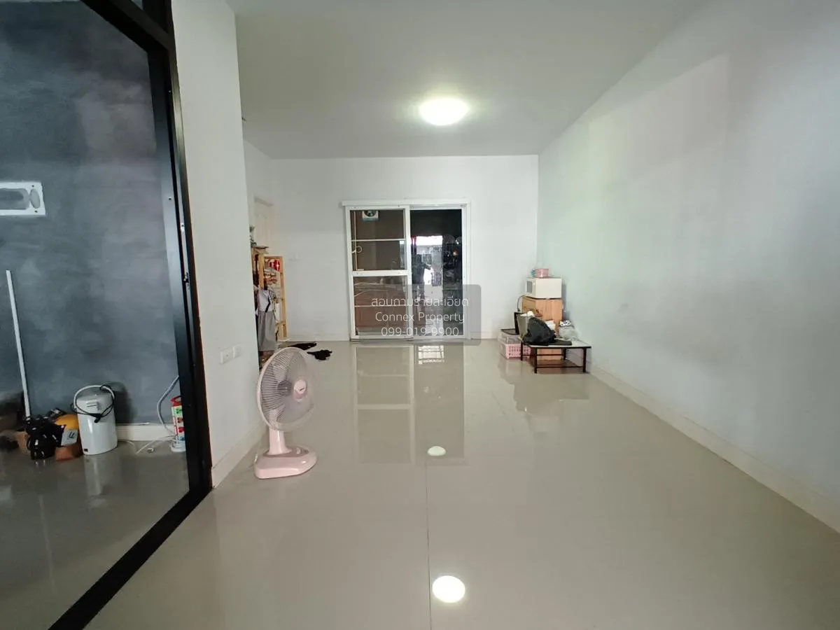 For Sale Townhouse/Townhome  , The Colors Premium Wongwaen-Ramint 4