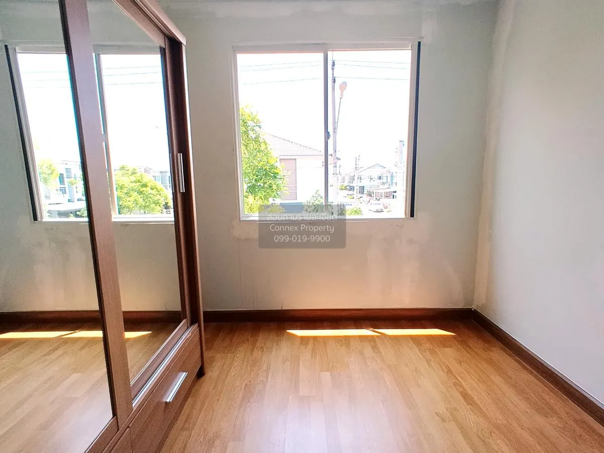 ขายทาวน์เฮ้าส์/ทาวน์โฮม  เดอะคัลเลอร์ส พรีเมียม วงแหวน-รามอินทรา 